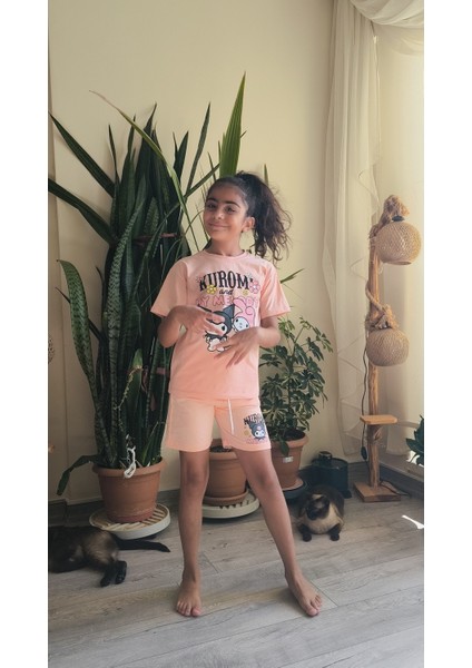 Kız Çocuk Şortlu Takım Kuromi Somon fırsatları