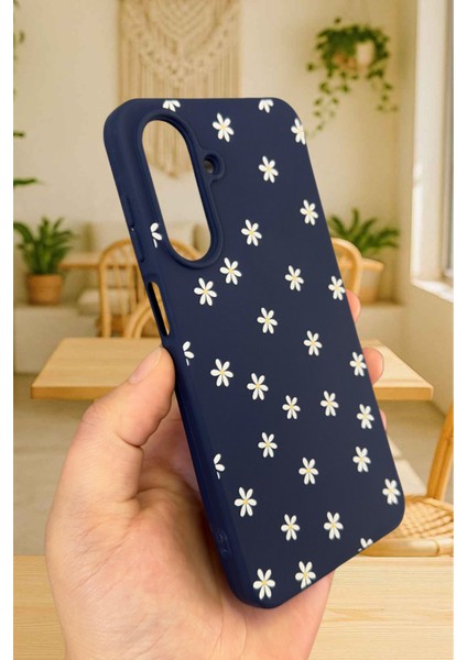 Samsung Galaxy A26 Uyumlu Mini Papatya Desenli Silikon Darbe Emici Klasik Korumalı Rubber Kılıf fırsatları