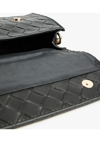 Örgü Dokulu Metal Tokalı Saplı Askılı Omuz Çantası indirimleri