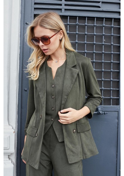 Kadın Süet Dokulu Kumaş Yakalı Capri Kol Cep Kapaklı Blazer Ceket-Haki modelleri