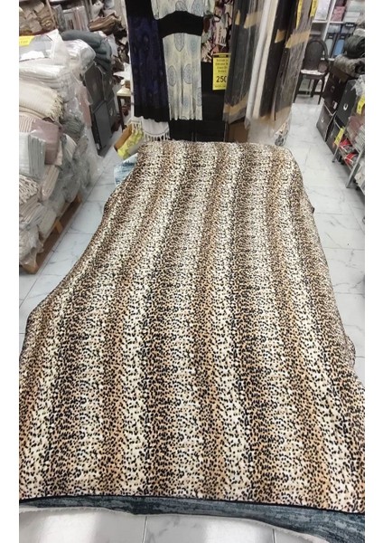 Safari Çift Kişilik Ultra Yumuşak Embos Vizon Battaniye (200X240)-LEOPAR Bej fiyatları