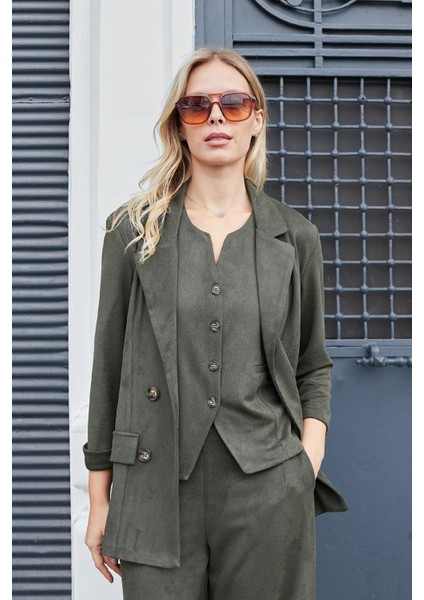Kadın Süet Dokulu Kumaş Yakalı Capri Kol Cep Kapaklı Blazer Ceket-Haki indirimleri