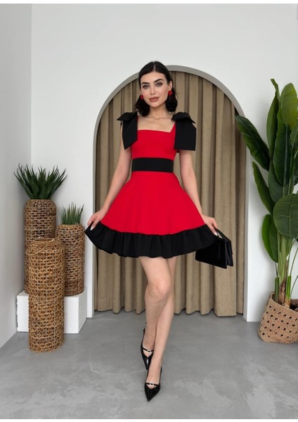 Miron Omuz Fiyonklu Elbise