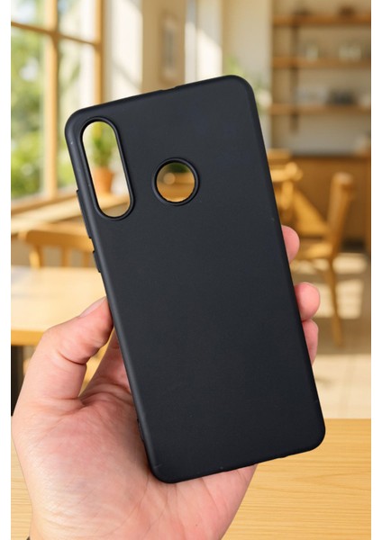 Huawei P20 Lite Uyumlu Silikon Darbe Emici Klasik Korumalı Rubber Kılıf