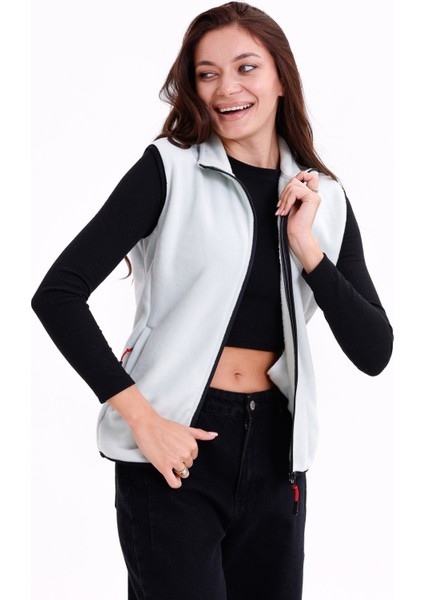 Kadın Slim Fit Tam Fermuarlı Polar Yelek