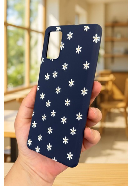 Samsung Galaxy A71 Uyumlu Mini Papatya Desenli Silikon Darbe Emici Klasik Korumalı Rubber Kılıf fırsatları