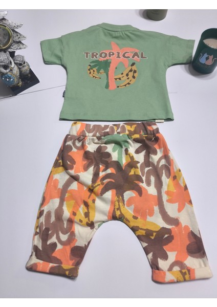 Çocuk Unisex Kız Erkek Şortlu (Kapri) Takım Kreş %100 Pamuk Rahat Tarz Tasarım Premium modelleri