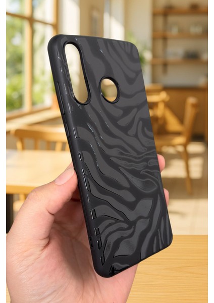 Huawei P20 Lite Uyumlu Zebra Desenli Silikon Darbe Emici Klasik Korumalı Rubber Kılıf modelleri