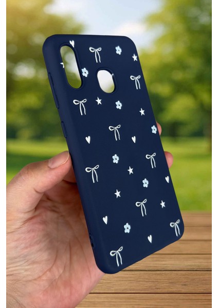 Samsung Galaxy A20 Uyumlu Mini Fiyonk Desenli Silikon Darbe Emici Klasik Korumalı Rubber Kılıf fırsatları