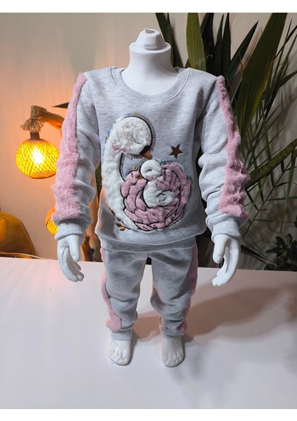 Kız Çocuk Peluş Detaylı Kabartmalı Kalın Takım Cepli %100 Pamuk