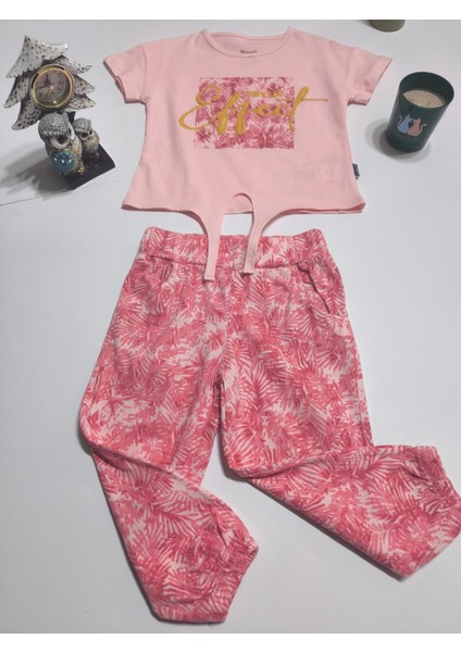 Kız Çocuk Pantolon Tişört Takım %100 Pamuk Nefes Alan Rahat Tarz Tasarım Cepli indirimleri
