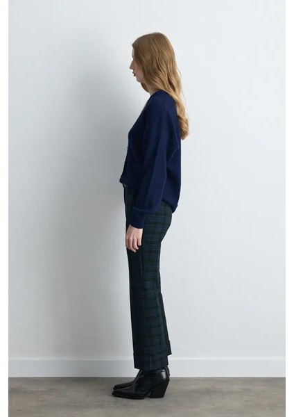 V Yaka Triko Yün Hırka - Lacivert indirimleri