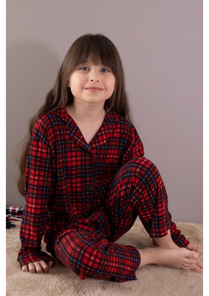 Kırmızı Ekose Desenli Düğmeli Kız Çocuk Pijama Takımı 19791 fiyatları