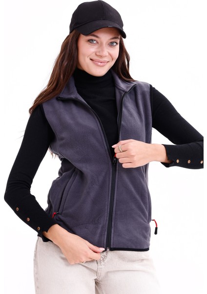 Kadın Slim Fit Tam Fermuarlı Polar Yelek fırsatları