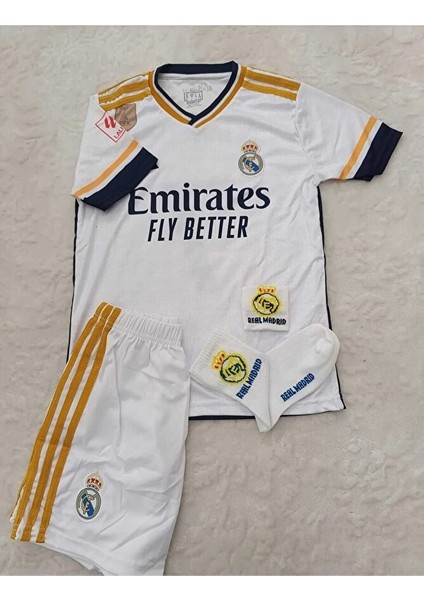 R.e.a.l M.a.d.r.i.d 2023-24 Sezon Vini Jr. Iç Saha Çocuk Forması 4'lü Set (Armalı) fiyatları