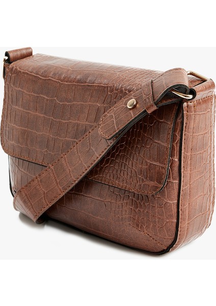 Kroko Görünümlü Kapaklı Suni Deri Omuz Çantası modelleri