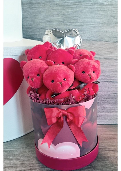 Premium Özel Kalpli Kırmızı Silindir Kutusunda, Kalpli Balonlu 6’lı Kırmızı Ayıcık Buketi fiyatları