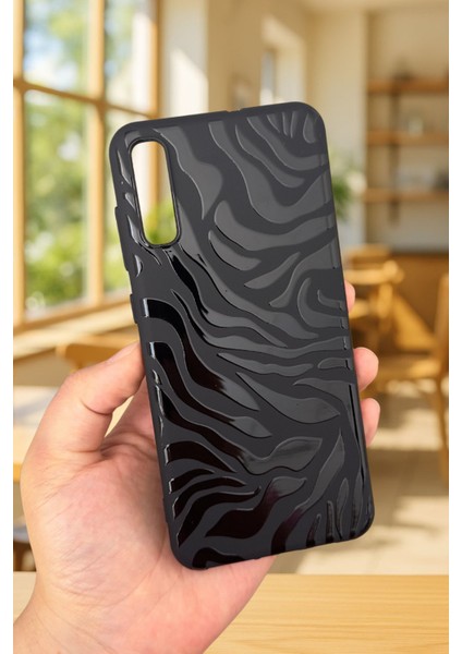 Samsung Galaxy A50 Uyumlu Zebra Desenli Silikon Darbe Emici Klasik Korumalı Rubber Kılıf
