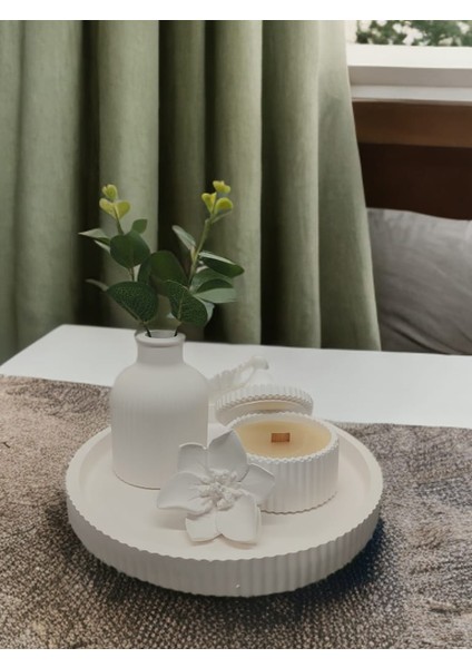 C49 Dekoratif Çiçek Figür, Vazo ve Mumluk