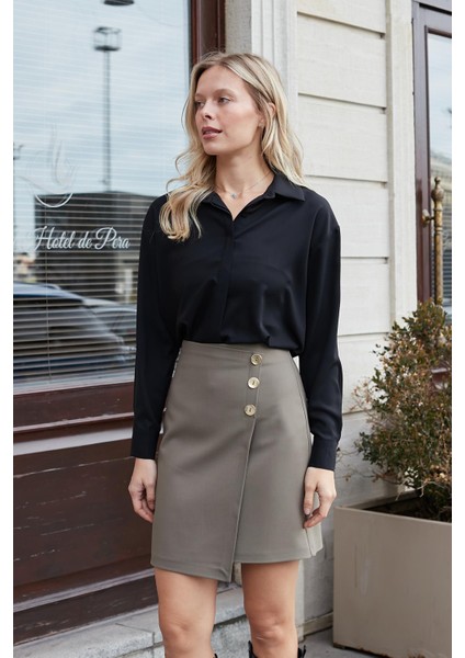 Kadın Arkadan Fermuarlı Düğme Detaylı Hafif Likralı Kumaş Diz Üstü Kalem Etek-Haki fiyatları