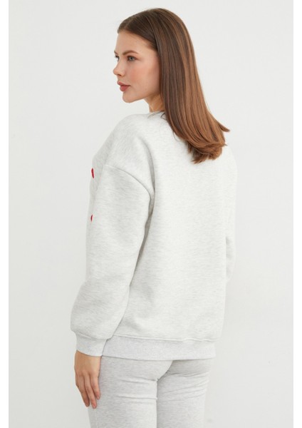 3 Iplik Kalp Nakışlı Oversize Sweatshirt