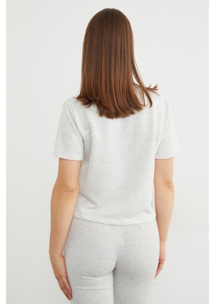 Basic Ribana Yaka Mevsimlik Crop Tişört