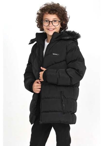 Erkek Çocuk Siyah Kışlık Kapşonlu Mont