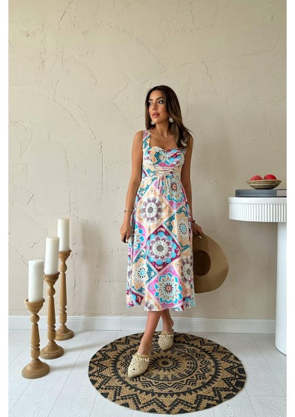 Kadın Yazlık Renkli Kalp Yaka Bağcık Detaylı Desenli Midi Boy Elbise 10E-6931 fiyatları