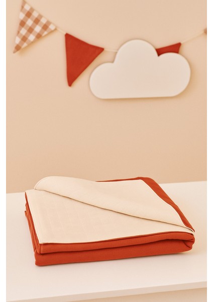 4'lü Müslin Bebek Seti – Çift Taraflı Müslin Örtü Pike, 2 Adet Mendil, Çift Taraflı Çıtçıtlı Ağızlık modelleri