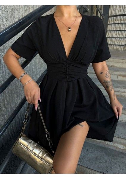 Kadın Siyah V Yaka Büzgülü Mini Kloş Elbise 4C-2348