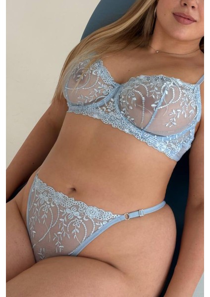 Mavi Dantel Detaylı Balenli Büyük Beden Sütyen Seti