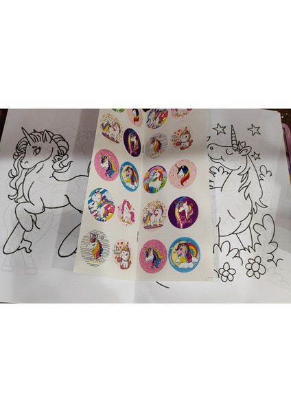4 Adet Stickerli Boyama Kitabı (Pijamaske,kuromi,brows Stars,unicorn Figürlü modelleri