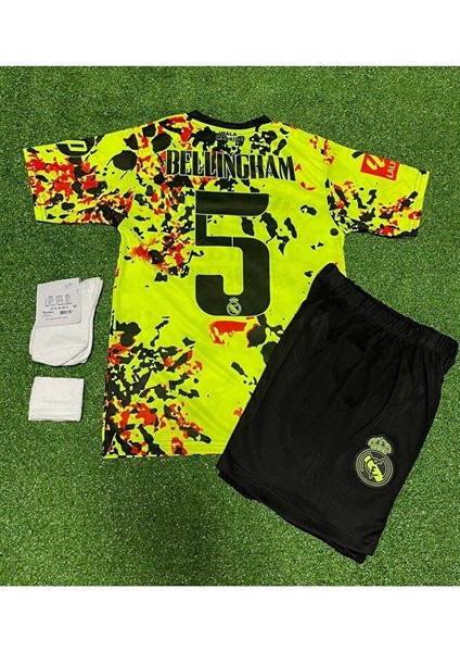 Real Madrid Jude Bellingham 2024/25 Yeni Sezon Özel Konsept Çocuk Forması 4'lü Set (Neon) modelleri
