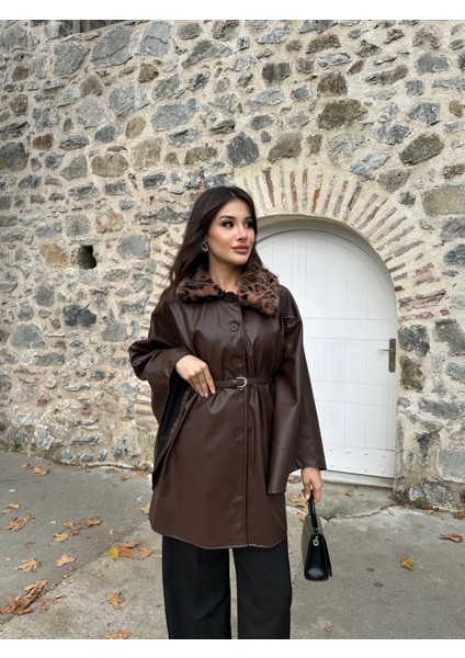 Leopar Kürk Yaka Deri Görünümlü Düğmeli Kemerli Abiye Panço Ceket Siyah fiyatları