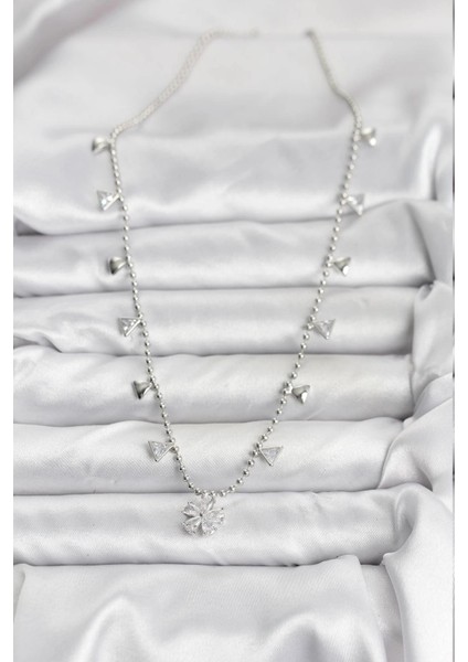 Bfs Pirinç Gümüş Renk Zirkon Taşlı Çiçek Model Kadın Kolye fiyatları