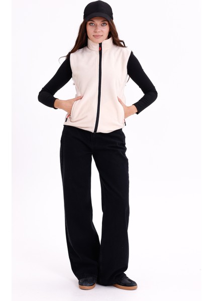 Kadın Slim Fit Tam Fermuarlı Polar Yelek modelleri