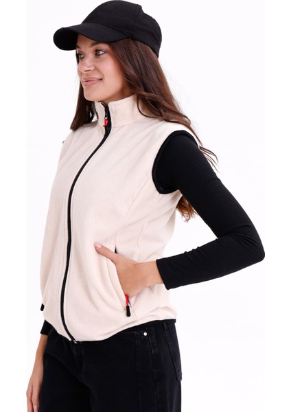 Kadın Slim Fit Tam Fermuarlı Polar Yelek fırsatları