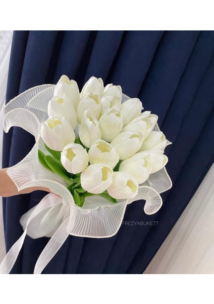Tüllü Islak Lale Gelin Buketi fiyatları