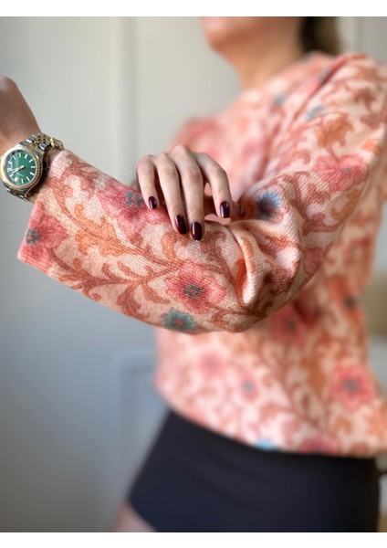 Somon Çiçek Desenli Kazak