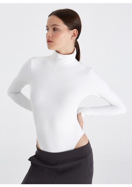 Beyaz Kadın Bodysuıt BB56W230W001 fiyatları