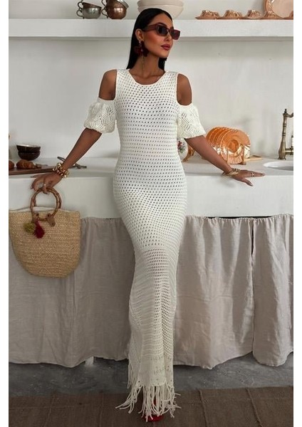 Omuz Detaylı Etek Ücü Püsküllü Triko Elbise 2862