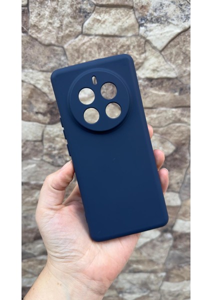 Realme 12 Pro - Silikon Darbe Emici Klasik Korumalı Rubber Kılıf