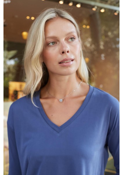 Kadın Kaliteli Modal Esnek Kumaş V Yaka Düşük Omuzlu Kapri Truvakar Kol Hafif Salaş Bluz-Indigo