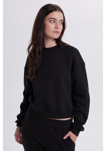 Kadın Regular Fit Pamuklu 3 Iplik Yumuşak Dokulu Içi Polarlı Bisiklet Yaka Siyah Eşofman Takımı