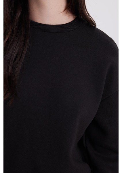 Kadın Regular Fit Pamuklu 3 Iplik Yumuşak Dokulu Içi Polarlı Bisiklet Yaka Siyah Eşofman Takımı modelleri