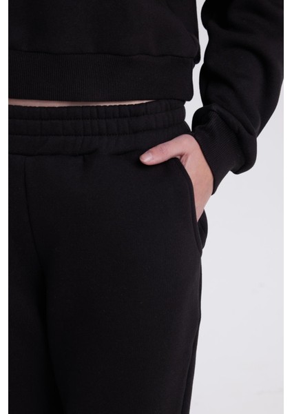 Kadın Regular Fit Pamuklu 3 Iplik Yumuşak Dokulu Içi Polarlı Bisiklet Yaka Siyah Eşofman Takımı