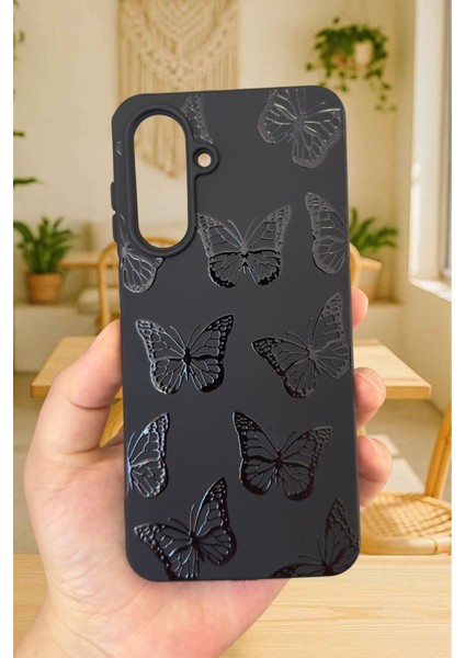 Samsung Galaxy A26 Uyumlu Siyah Kelebek Desenli Silikon Darbe Emici Klasik Korumalı Rubber Kılıf fiyatları