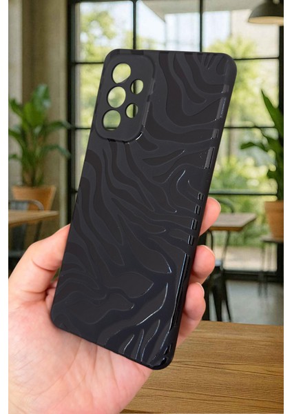 Samsung Galaxy A73 Uyumlu Zebra Desenli Silikon Darbe Emici Klasik Korumalı Rubber Kılıf modelleri