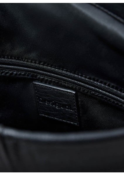 Siyah Kadın Omuz Çantası 25WAXPAA2000