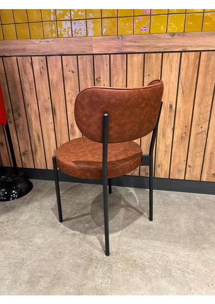 Luna Sandalye- Sağlam Metal Ayaklı -Silinebilir Deri Döşemeli - Rahat Estetik fiyatları